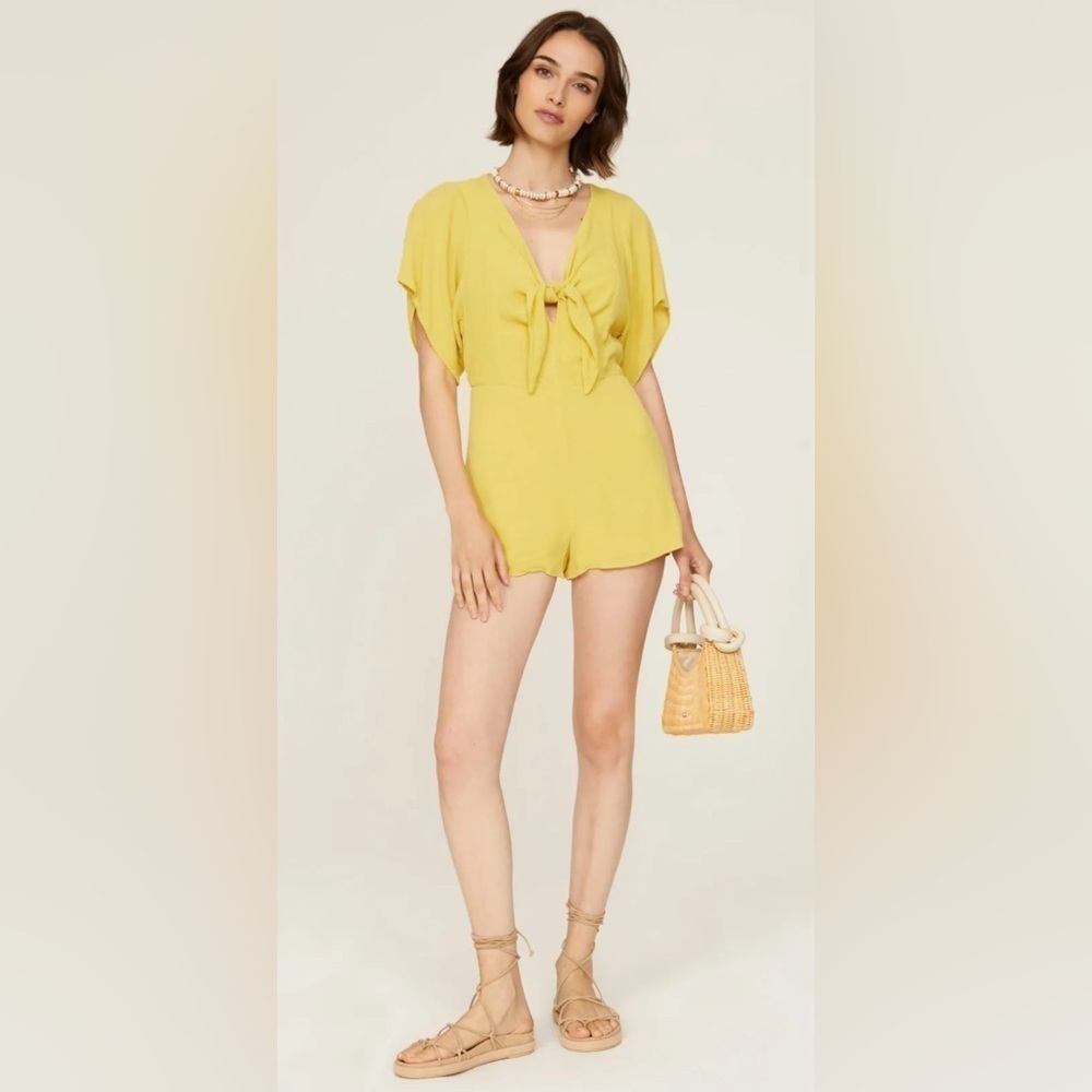 Louna Mustard Yellow Short Sleeve Romper With Tie, Keyhole Cutout In Back Size S